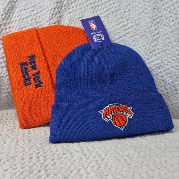 NBA New New York Knicks Knit Beanie Hats 2 Pcs Set Embroided Logo One Size New - Picture 1 of 9